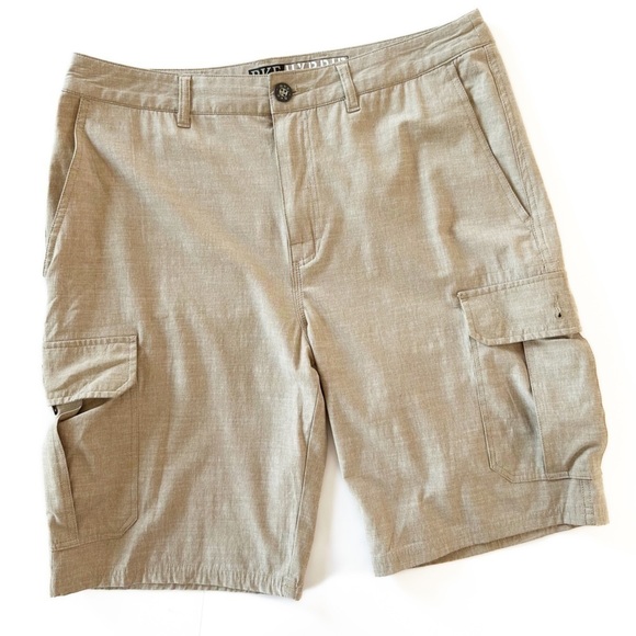 BKE Buckle Hybrid Standard Fit Beige Khaki Swim Trunks Board Shorts Mens Sz 32 - Picture 1 of 4